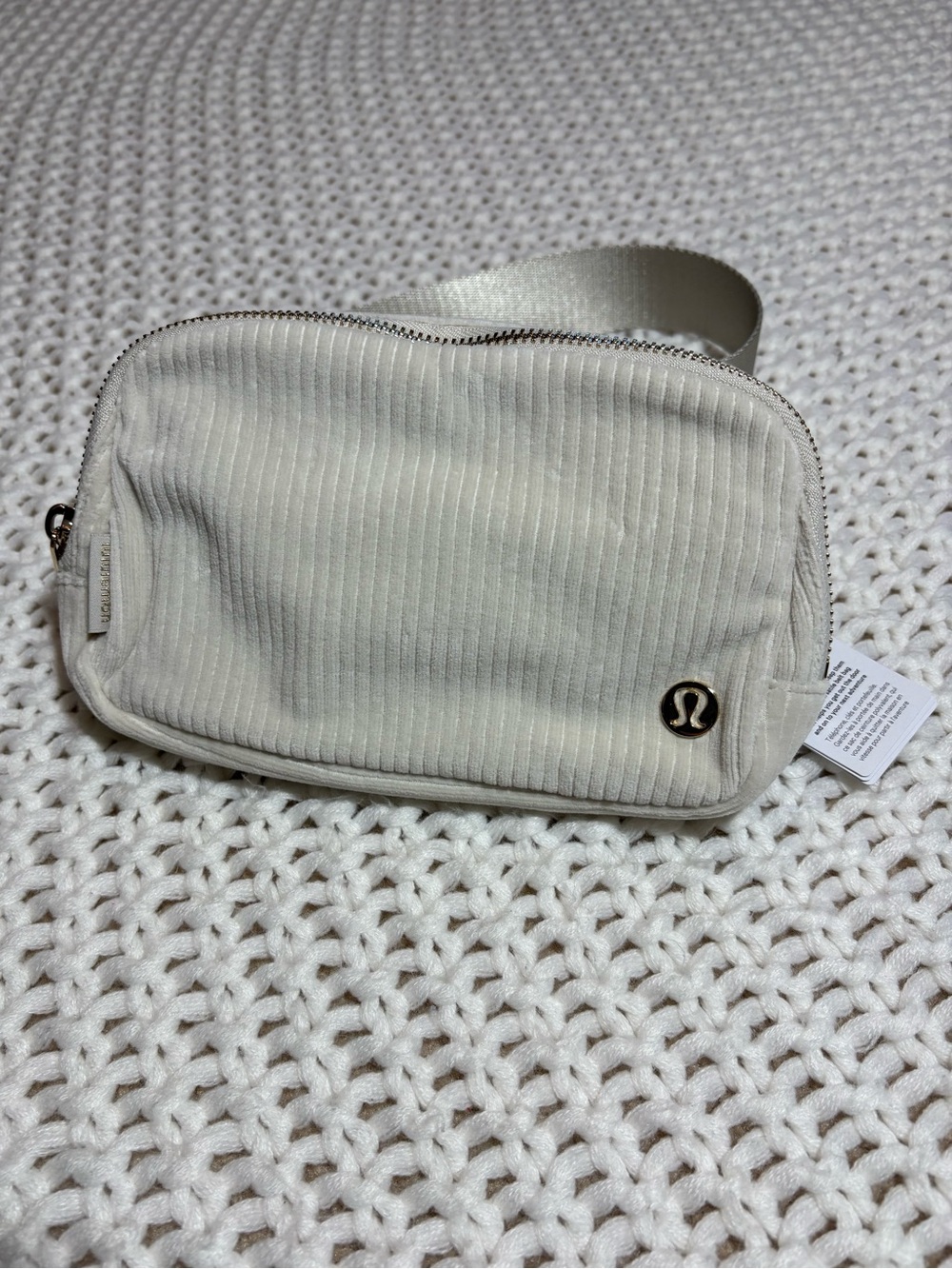 NWT lululemon corduroy everywhere belt bag 1L in bone/gold